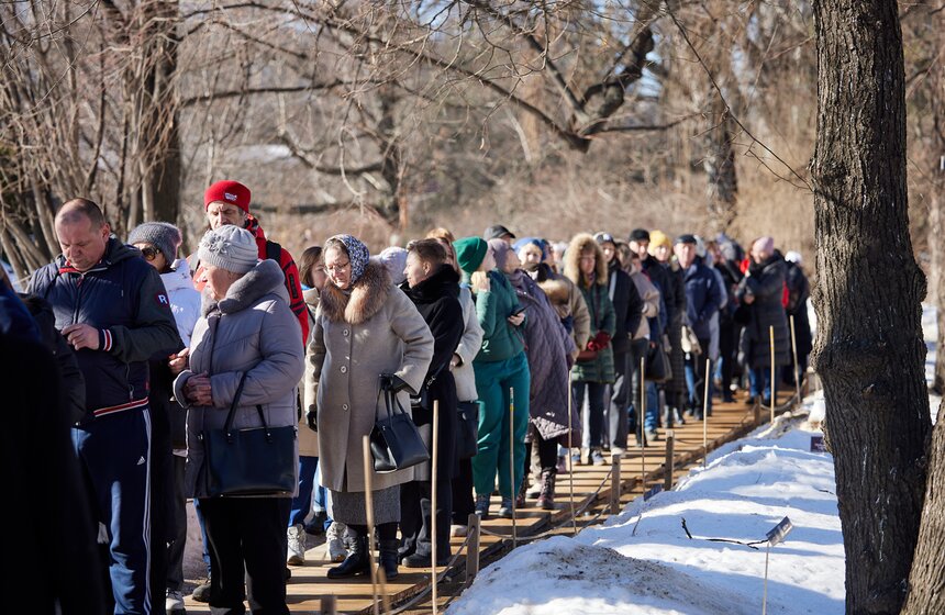 Выставка "Репетиция весны" пройдет в "Аптекарском огороде" с 2 по 17 марта 24 фото