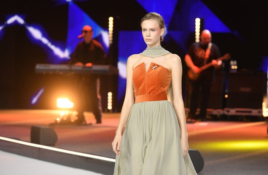 Гала-показ открыл Московскую неделю моды на выставке "Россия" 10 фото