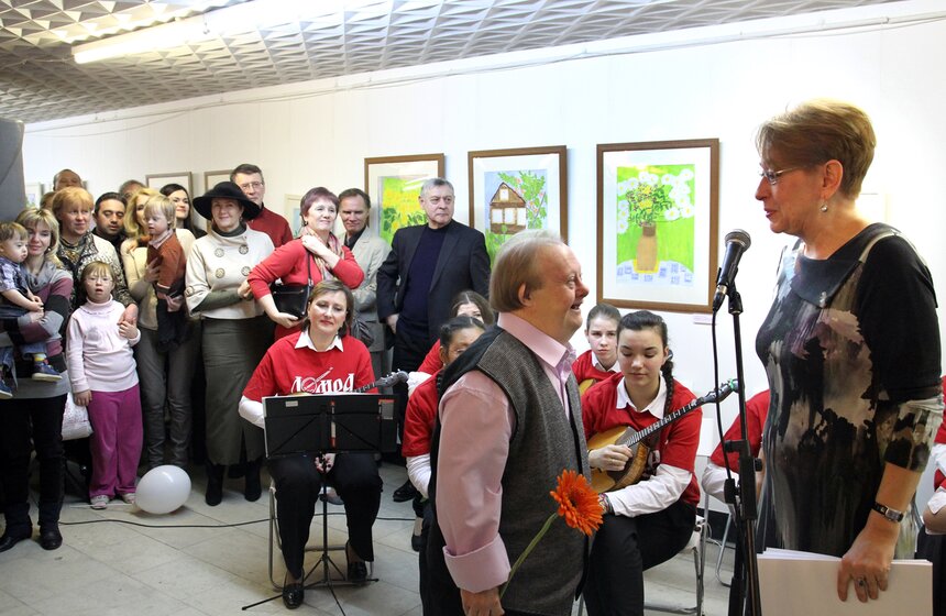 В ЦДХ открылась выставка художника с синдромом Дауна Шестакова 11 фото