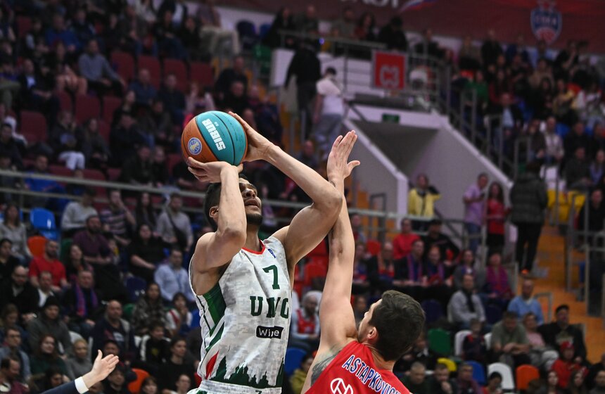 УНИКС выиграл у ЦСКА в матче Единой лиги ВТБ по баскетболу 11 фото