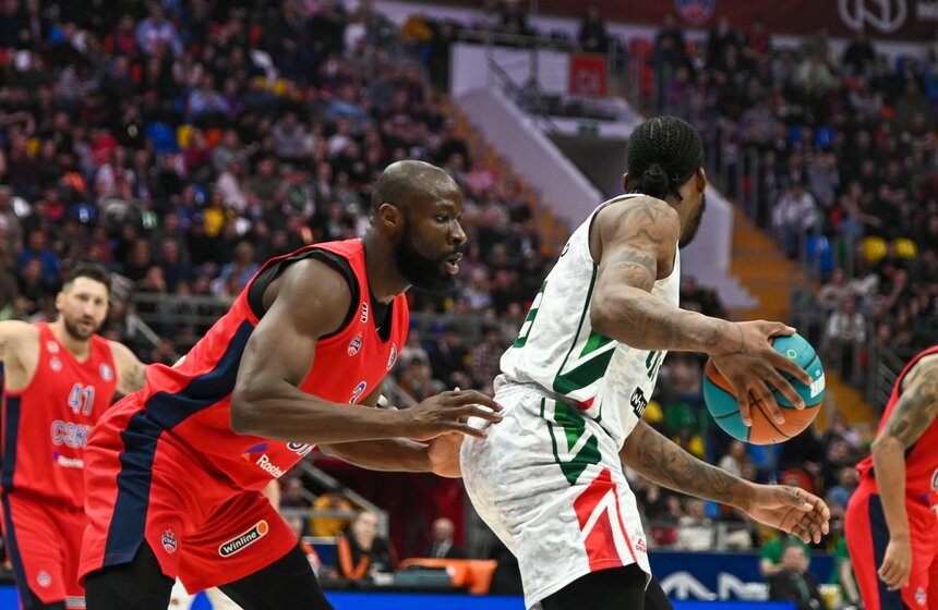УНИКС выиграл у ЦСКА в матче Единой лиги ВТБ по баскетболу 23 фото