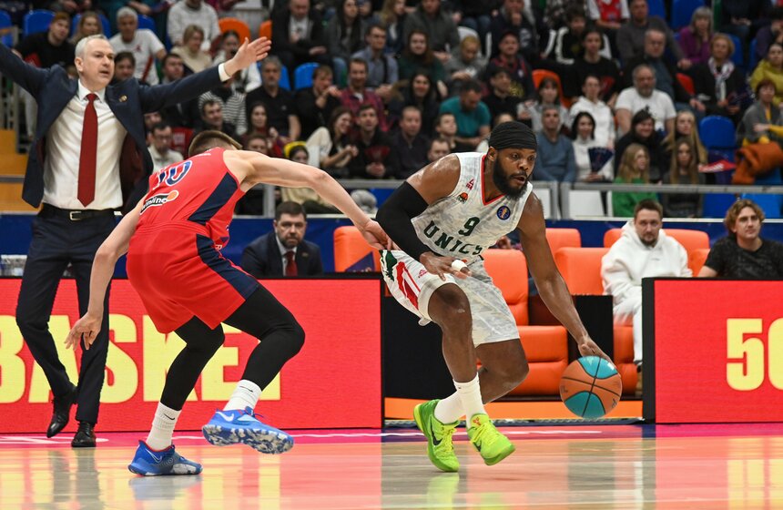 УНИКС выиграл у ЦСКА в матче Единой лиги ВТБ по баскетболу 24 фото