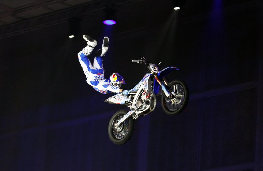 Экстремальное шоу "Прорыв" состоялось в "Олимпийском" 7 фото