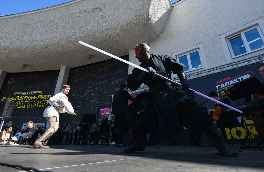 День "Звездных войн" состоялся на ВДНХ в Москве 4 мая 19 фото
