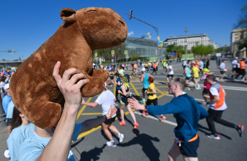 Юбилейный Московский полумарафон прошел в Москве 24 фото