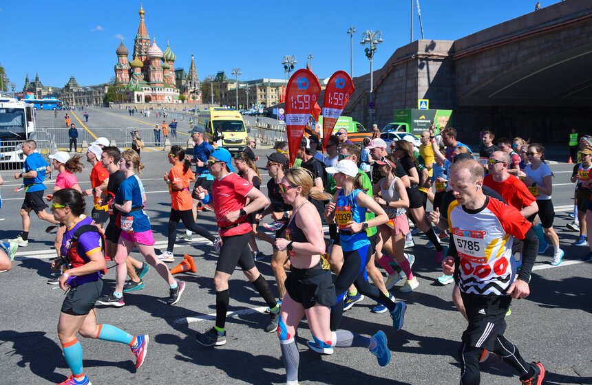Юбилейный Московский полумарафон прошел в Москве 26 фото
