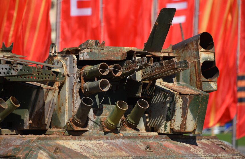 Выставка трофейной техники из зоны СВО открылась на Поклонной горе 1 мая 29 фото