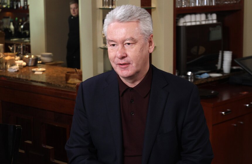 Мэр обсудил с рестораторами правила размещения летних кафе 2 фото