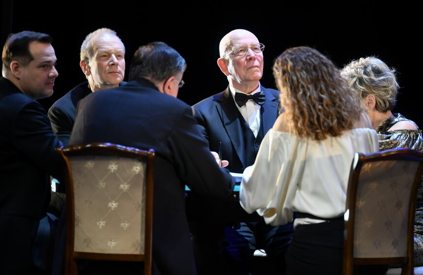 Арт-проект "Город Калягинск. Пушкин. Просто игра" подготовили в театре Et Cetera 16 фото