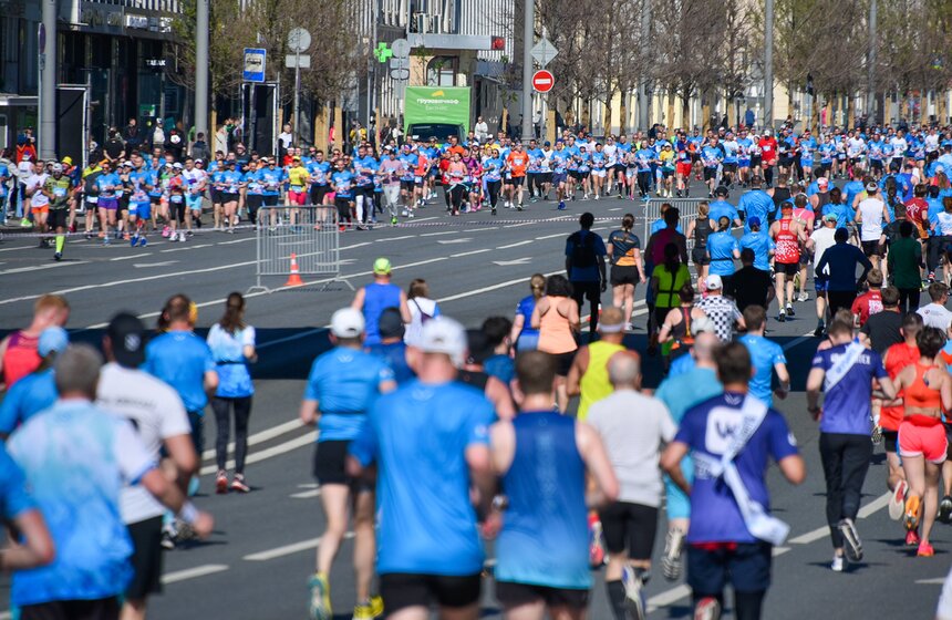 Полумарафон "ЗаБег.РФ" прошел в Москве 19 мая 23 фото