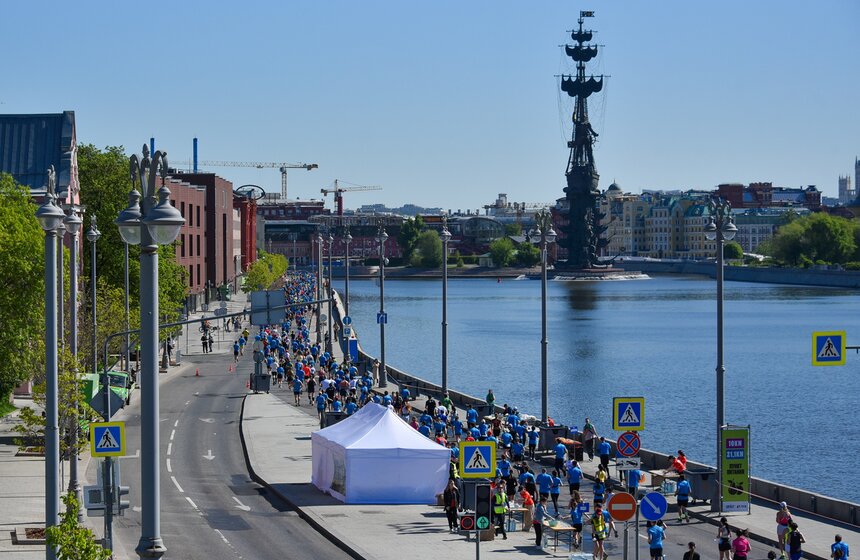 Полумарафон "ЗаБег.РФ" прошел в Москве 19 мая 21 фото