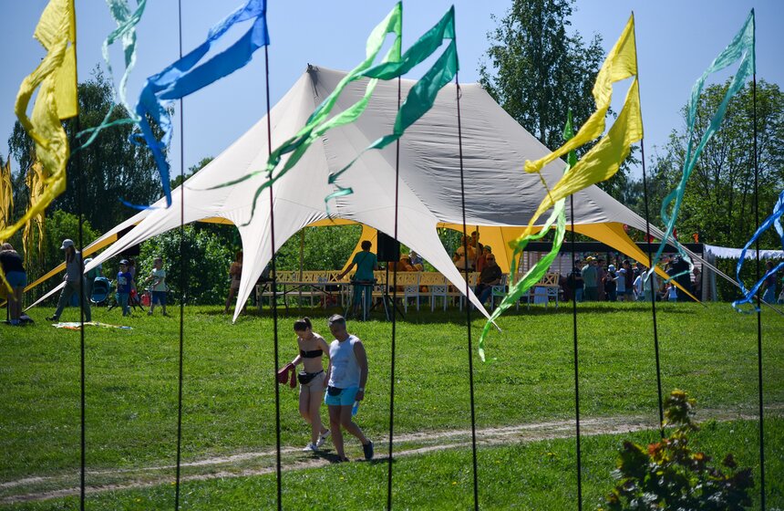 Экоспортивный фестиваль "На лугу" организовали в столичном "Царицыне" 11 фото