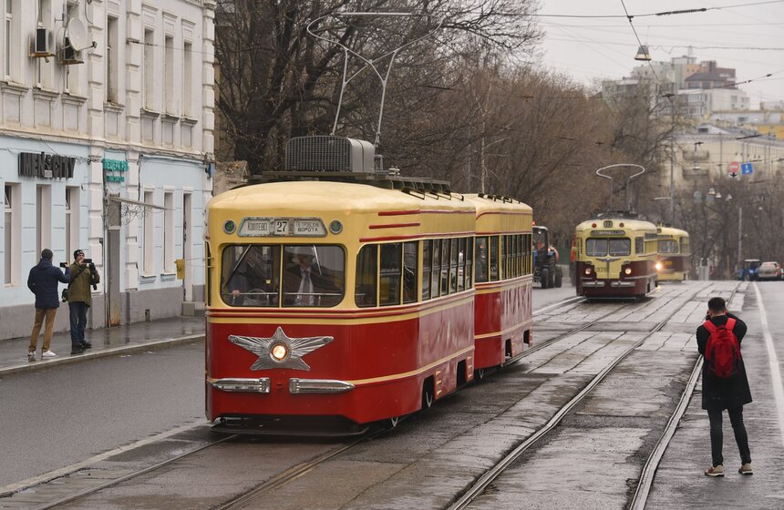 Парад трамваев состоялся в Москве 6 апреля 9 фото