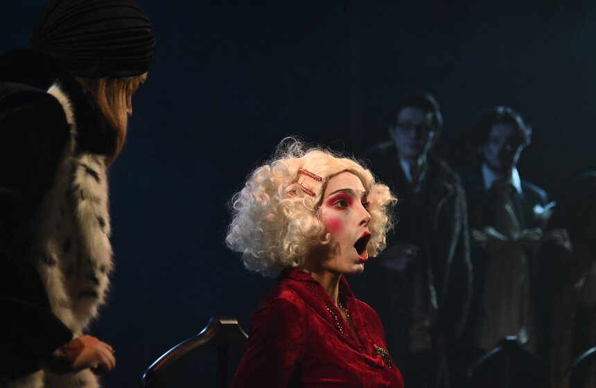 Премьера спектакля "Хвала котам, или Приношение почтеннейшей публике" прошла 18 апреля 7 фото