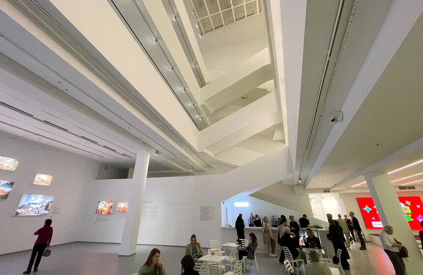 Мультимедиа Арт Музей открылся после ремонта 4 фото