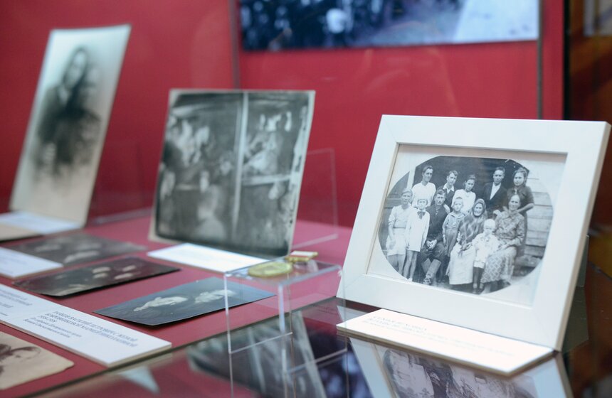 В Москве открылась тематическая выставка "Прощание славянки" 5 фото