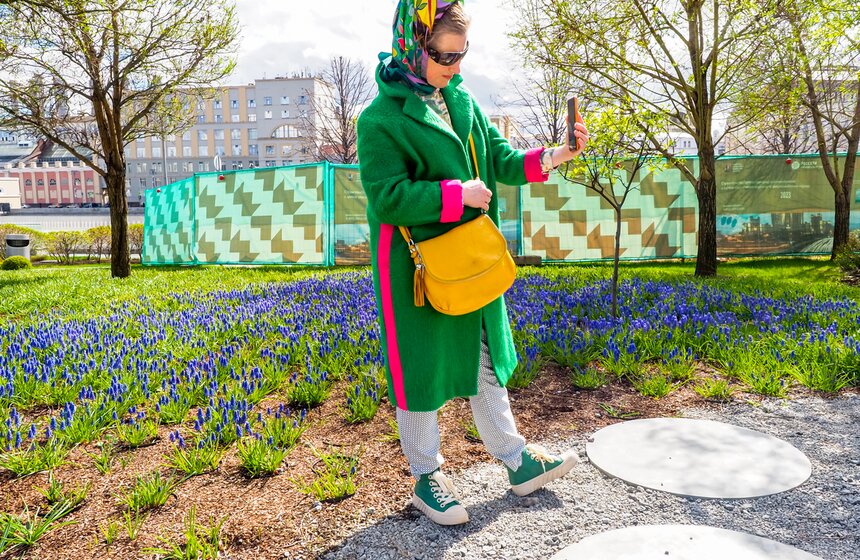 Сезонная "Волна цветения" началась в парке "Зарядье" в Москве 14 фото