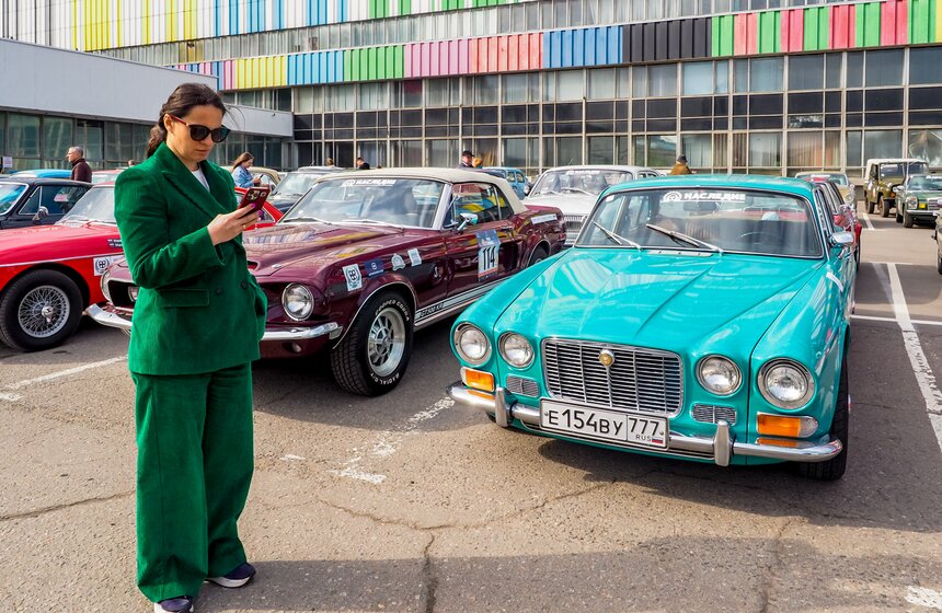 Ретроралли прошло в Москве 33 фото