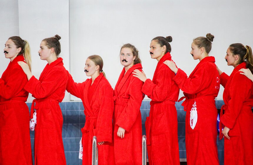 Гала-матч по водному поло состоялся в СК "Динамо" 20 апреля 4 фото