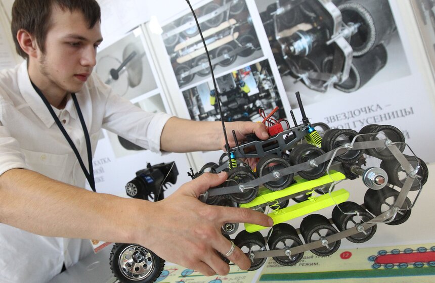 В Москве проходит Всероссийский форум программы "Шаг в будущее" 6 фото