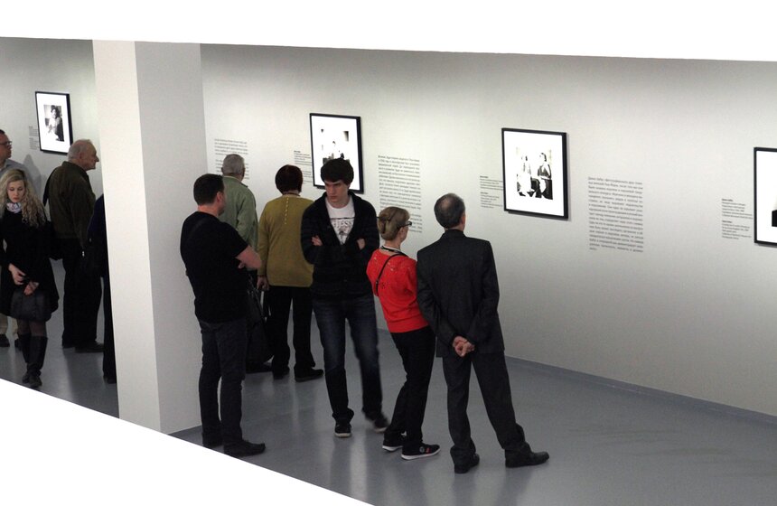 В МАММ показали короткометражку Сары Мун "Без пяти пять" 8 фото