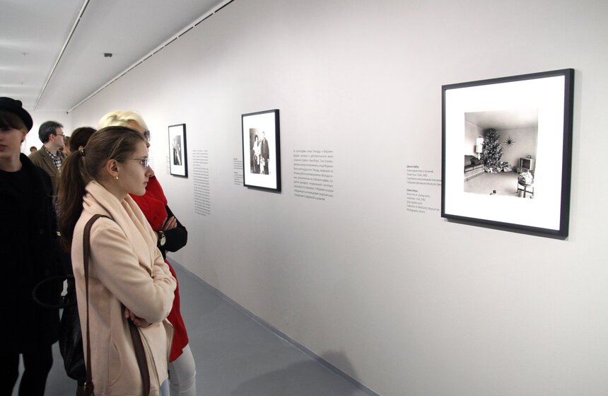 В МАММ показали короткометражку Сары Мун "Без пяти пять" 11 фото