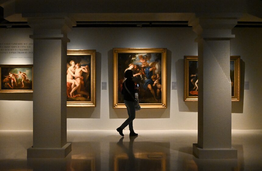 Выставка "Античность. Система координат" стартовала в медиацентре "Зарядья" 18 фото