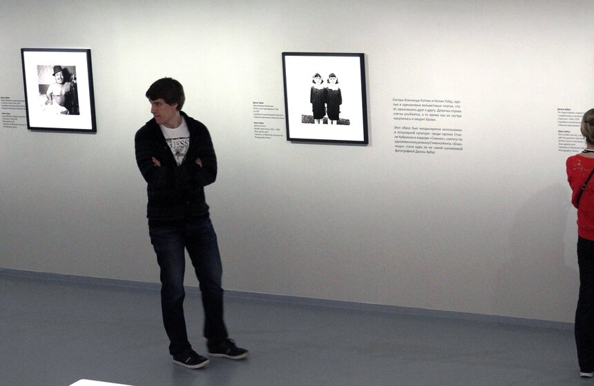 В МАММ показали короткометражку Сары Мун "Без пяти пять" 7 фото