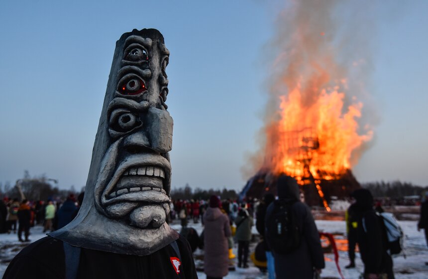 Празднование Масленицы состоялось в Никола-Ленивце Калужской области 42 фото