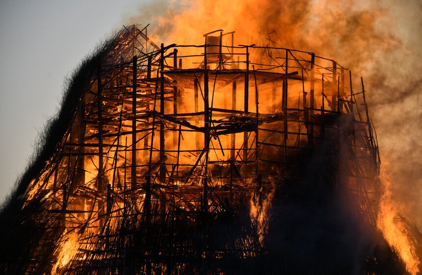 Празднование Масленицы состоялось в Никола-Ленивце Калужской области 39 фото