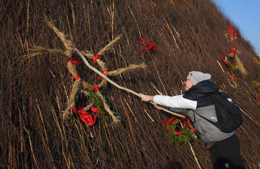 Празднование Масленицы состоялось в Никола-Ленивце Калужской области 20 фото
