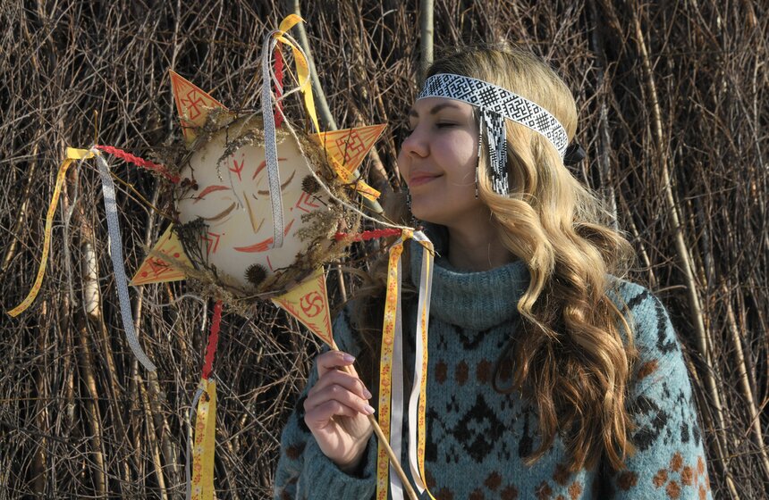 Празднование Масленицы состоялось в Никола-Ленивце Калужской области 19 фото