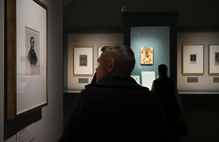 Выставка о столичных коллекционерах XIX века открылась в музее Московского Кремля 20 фото