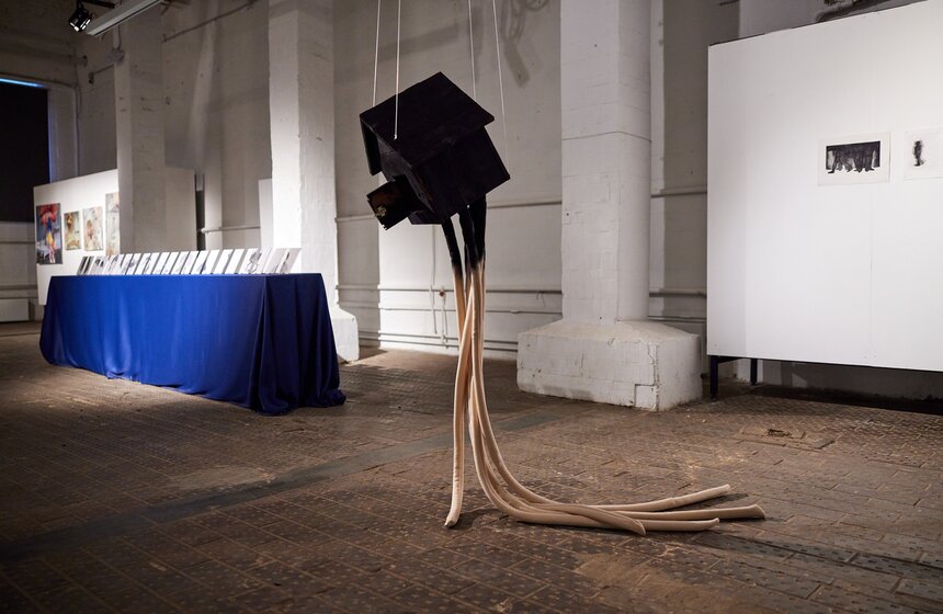 Выставка "Свобода абсурда" открылась в ЦТИ "Фабрика" 11 фото