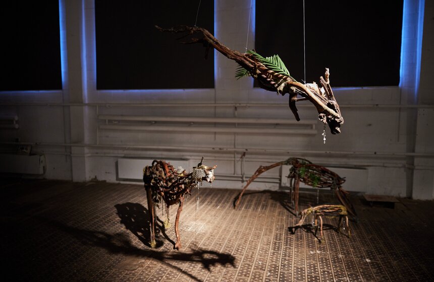 Выставка "Свобода абсурда" открылась в ЦТИ "Фабрика" 3 фото