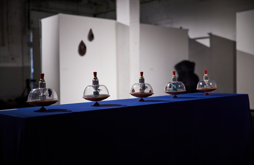 Выставка "Свобода абсурда" открылась в ЦТИ "Фабрика" 13 фото