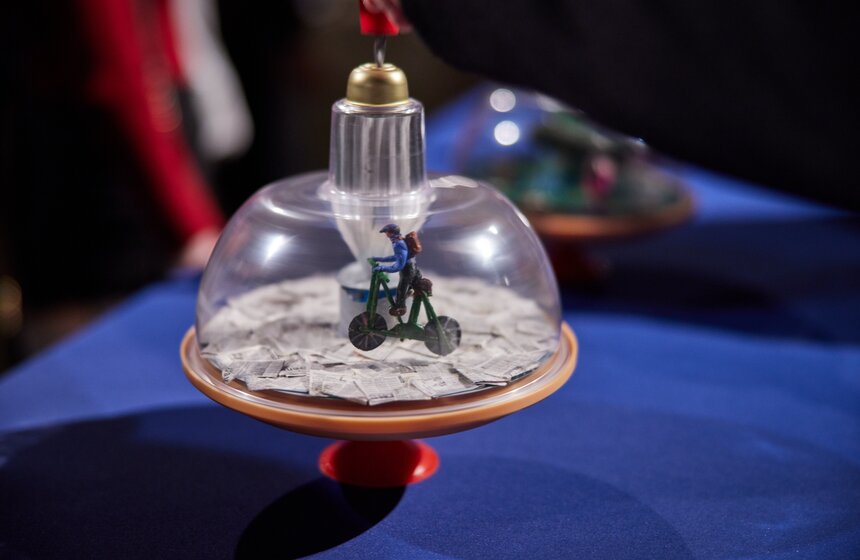 Выставка "Свобода абсурда" открылась в ЦТИ "Фабрика" 22 фото