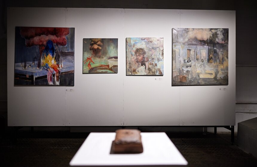 Выставка "Свобода абсурда" открылась в ЦТИ "Фабрика" 4 фото