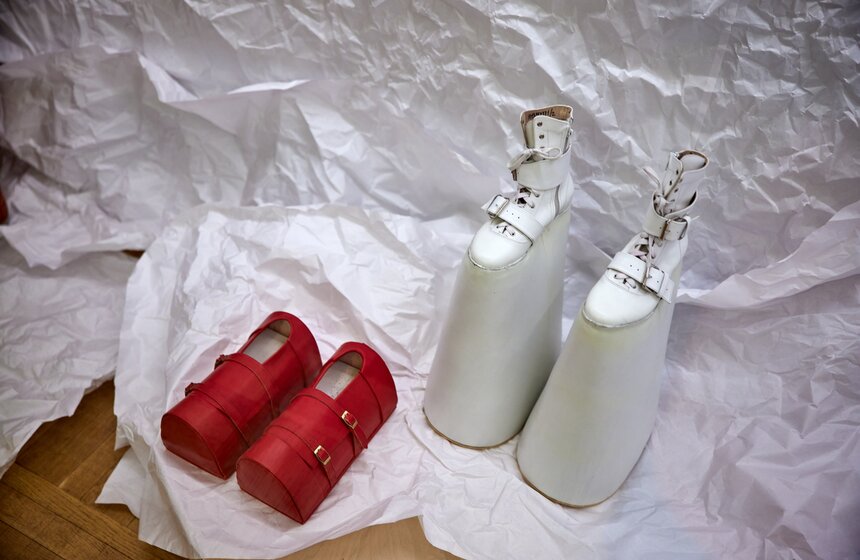 Музей МХАТ подготовил выставку "Фантастическая реальность" 12 фото