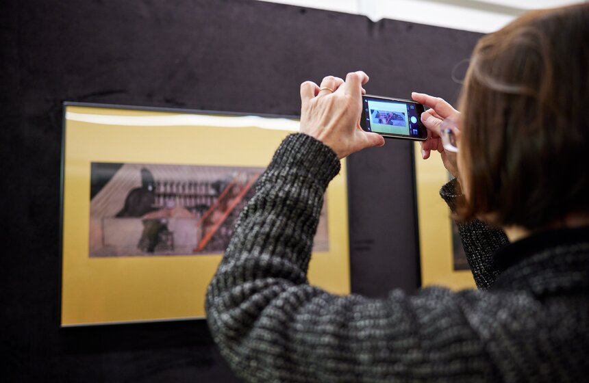 Музей МХАТ подготовил выставку "Фантастическая реальность" 16 фото