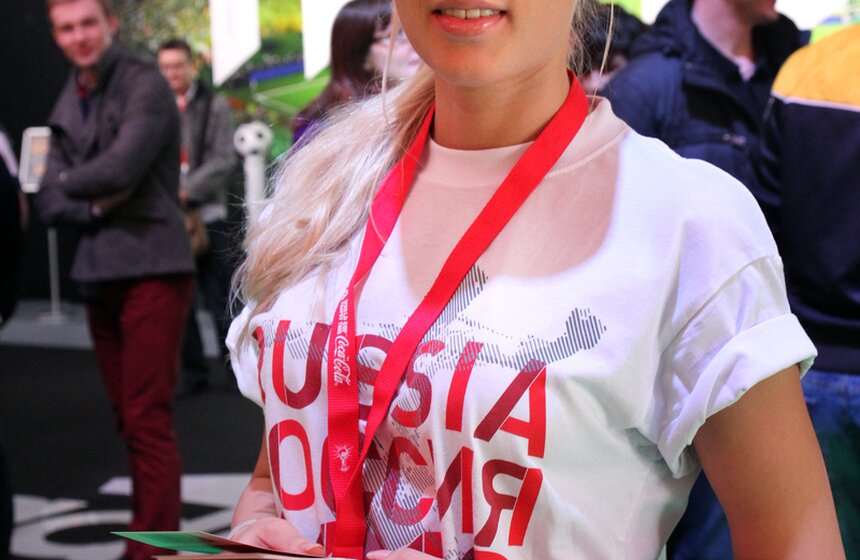 Кубок Чемпионата мира по футболу FIFA привезли в Москву 15 фото