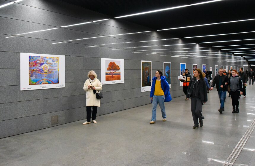 Выставка современного искусства открылась в метро Москвы 1 фото