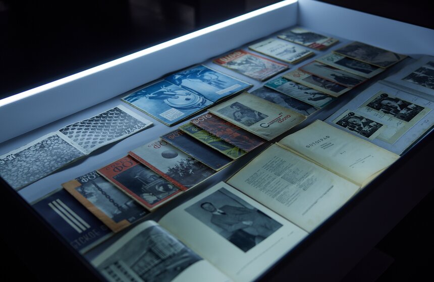 Выставка "Алфавит. Советская фотография 1920–1930-х годов" открылась в ЦВК Bеton 4 фото