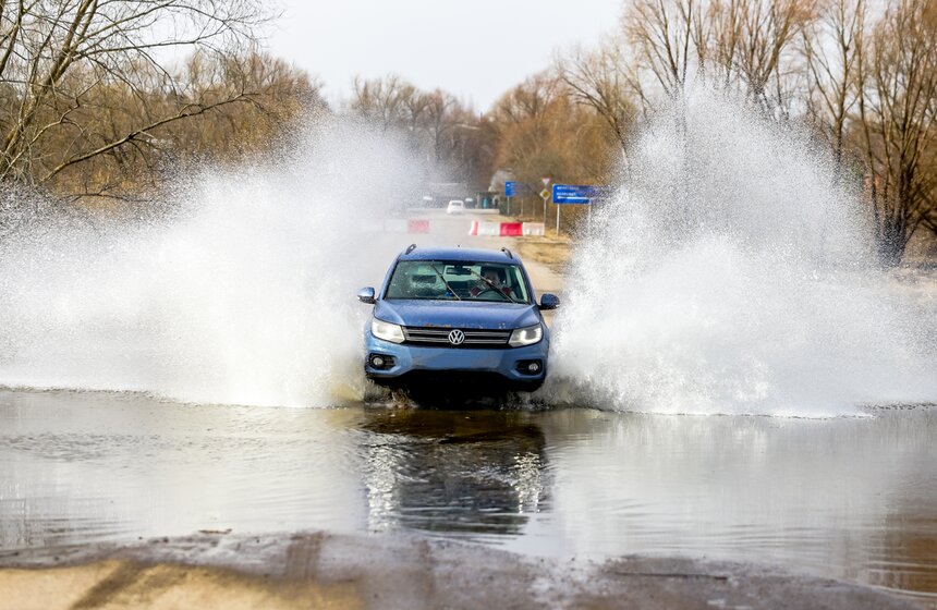 Жители Подмосковья столкнулись с экстремальным половодьем 29 фото