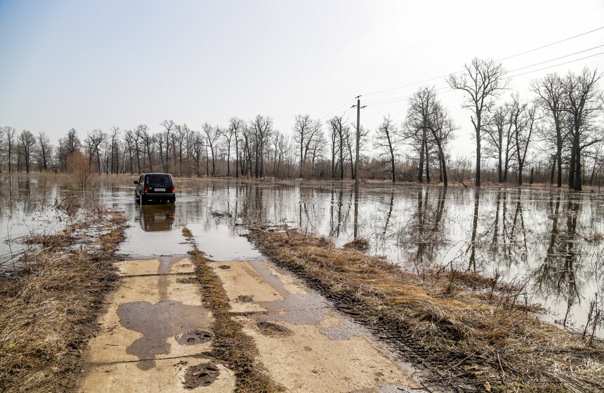 Жители Подмосковья столкнулись с экстремальным половодьем 33 фото
