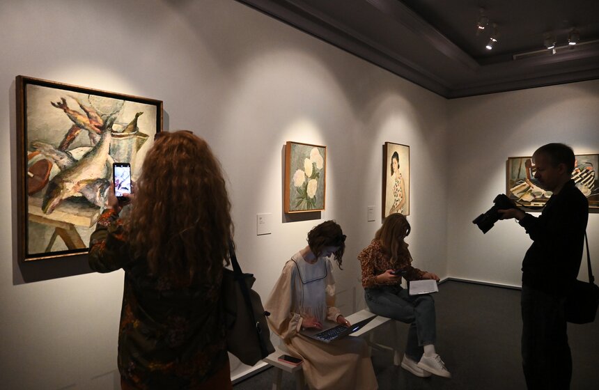 Выставка "От цвета к свету" открылась в Пушкинском музее 8 фото