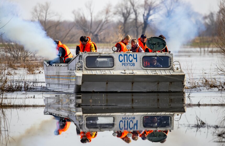 Жители Подмосковья столкнулись с экстремальным половодьем 16 фото