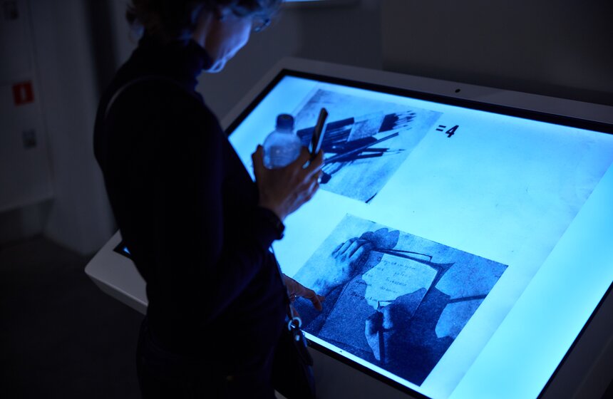 Выставка "Алфавит. Советская фотография 1920–1930-х годов" открылась в ЦВК Bеton 15 фото