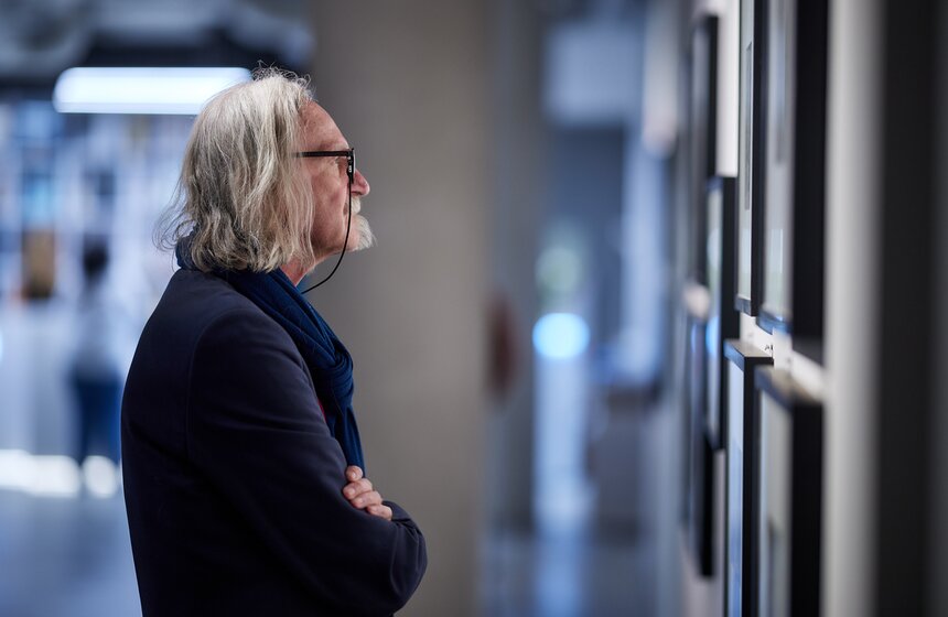 Выставка "Алфавит. Советская фотография 1920–1930-х годов" открылась в ЦВК Bеton 7 фото