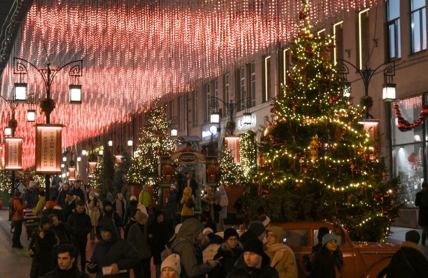 Москву украсили в честь китайского Нового года 3 фото